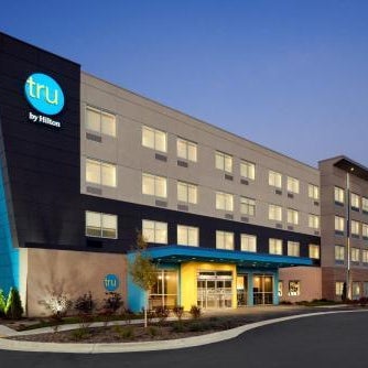 Tru By Hilton Milwaukee Brookfield Thumbnail