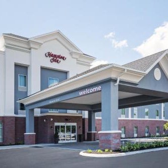 Hampton Inn By Hilton Kennebunk Kennebunkport ME Thumbnail
