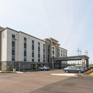 Hampton Inn By Hilton Hamburg Thumbnail