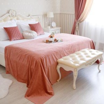 Royal Suite Apartment with Jacuzzi Thumbnail