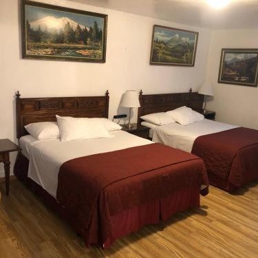 Angeles Motel Thumbnail
