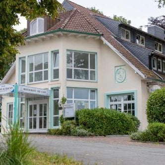 Hotel Schöne Aussicht Thumbnail