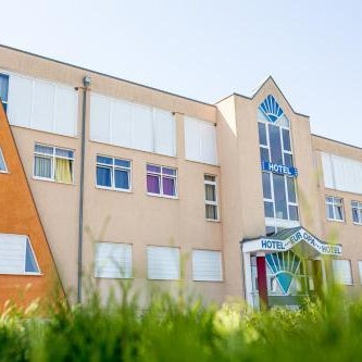 Europa Hotel Garni free parking Thumbnail