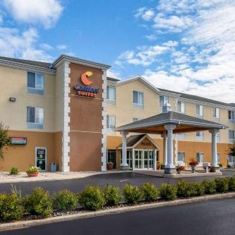 Comfort Suites Escanaba Thumbnail