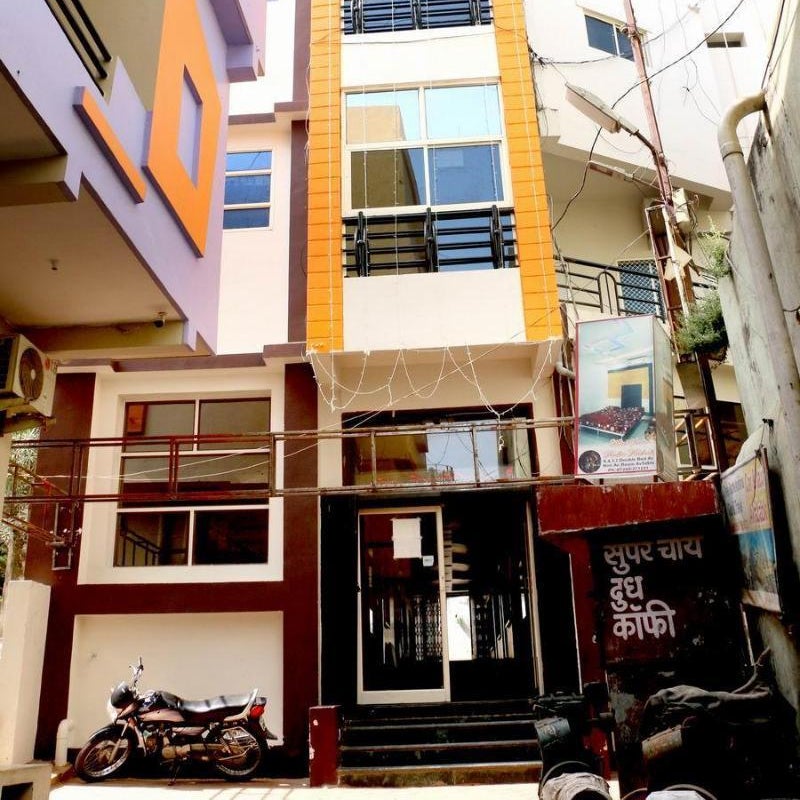 Shri Radhe Krishna Hotel