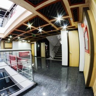 BE Suites Hotel Cali