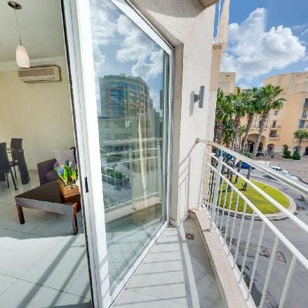 Onyx Hotel Thumbnail
