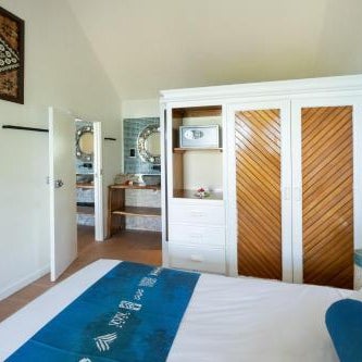 Oarsman's Bay Lodge Thumbnail