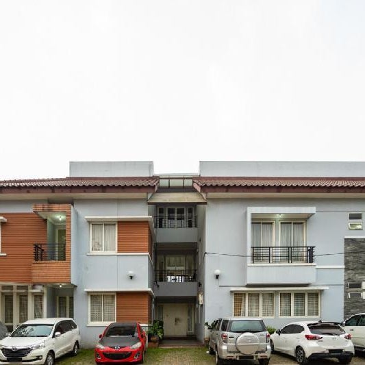 RedDoorz Plus near Siloam Karawaci Thumbnail