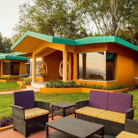 Residency Lake Resort & Spa