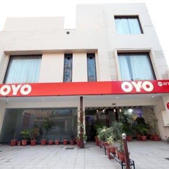 Super Townhouse by OYO Zirakpur Bus Stand Formerly Hotel Citi Inn