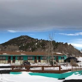 Raton Pass Motor Inn Thumbnail