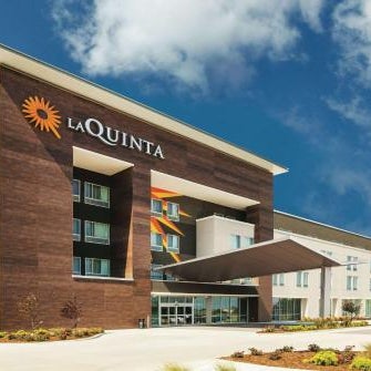 La Quinta Inn & Suites by Wyndham Wichita Northeast Thumbnail