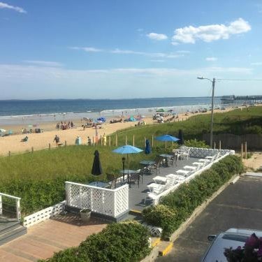 Sandpiper Beachfront Motel Thumbnail