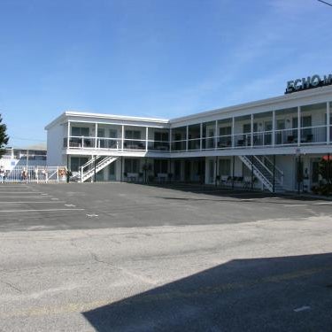 Echo Motel Thumbnail