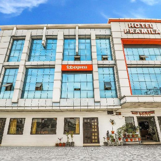 FabHotel Pramila Inn