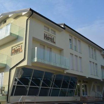 Hotel Vrata Bosne