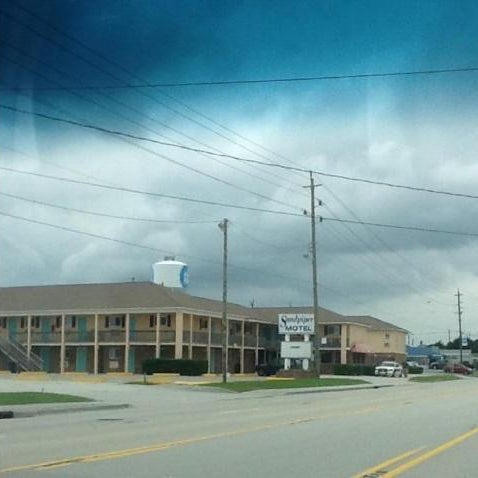 Sandpiper Motel Thumbnail