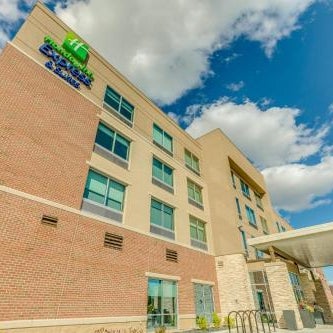 Holiday Inn Express & Suites Okemos - University Area By IHG Thumbnail