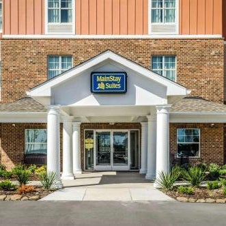 MainStay Suites Hackberry Sportsman's Lodge