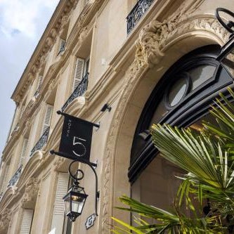 Le 5 Particulier