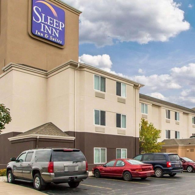 Sleep Inn & Suites Green Bay South Thumbnail