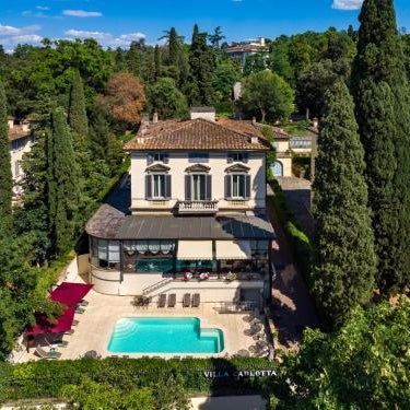 Hotel Villa Carlotta Thumbnail