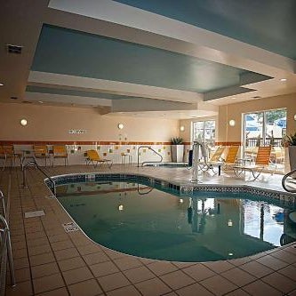 Comfort Inn & Suites Akron South Thumbnail