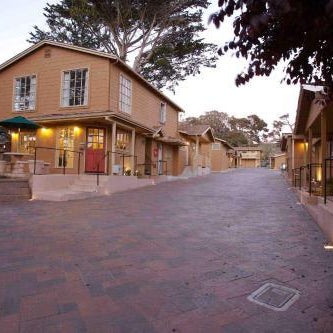 Sunset Inn Pacific Grove Thumbnail