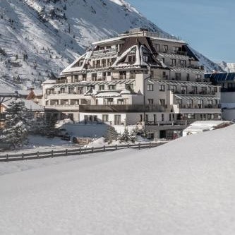 Hotel Alpenland