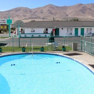 Town House Motel Thumbnail
