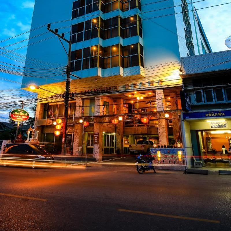Lake Inn Hotel