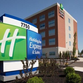 Holiday Inn Express and Suites Cincinnati North Liberty Way By IHG Thumbnail