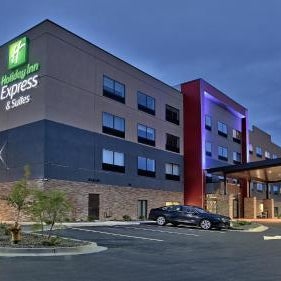 Holiday Inn Express & Suites Broomfield By IHG Thumbnail