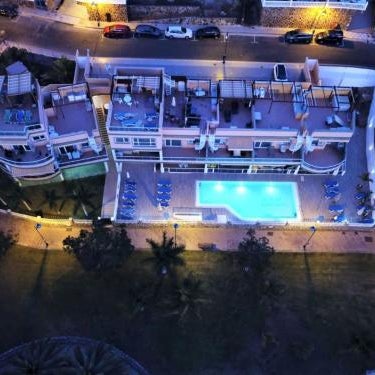 Golden Beach n 12, top floor apartment with private roof terrace by El Sirocco
