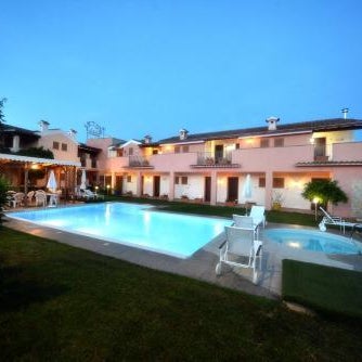 Hotel Daniel