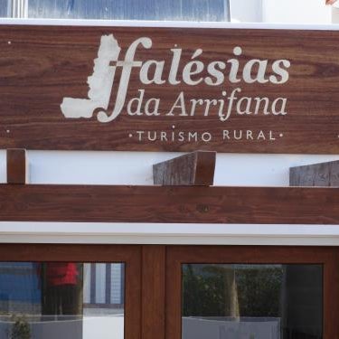 Falésias da Arrifana Thumbnail