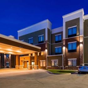 Wyndham Garden New Roads / False River Thumbnail