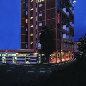Hotel Re
