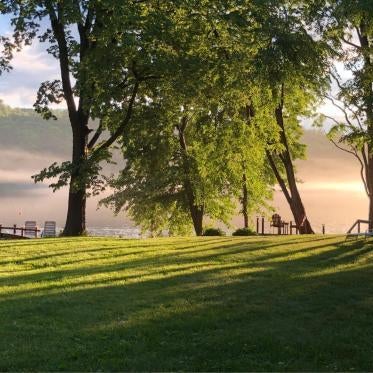 The Elms Waterfront Cottages Thumbnail