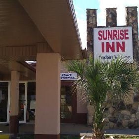 Sunrise Inn - Bradenton Thumbnail