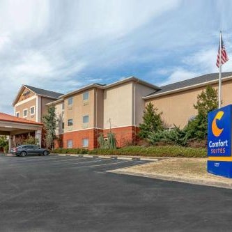 Comfort Suites Thumbnail