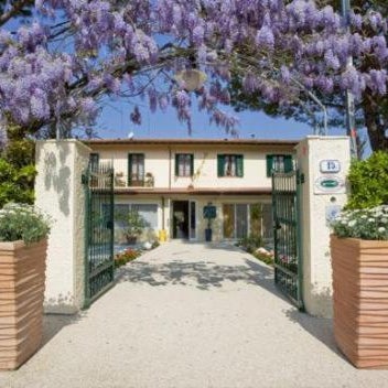 Hotel La Pace