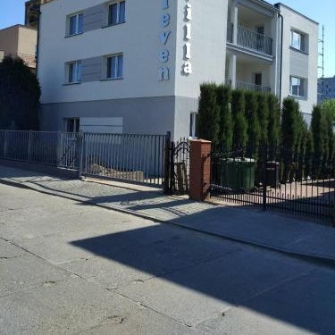 Villa Eleven