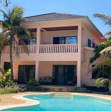 Tradewinds Lodge Thumbnail