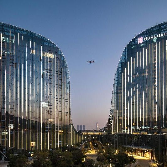 HUALUXE Xiamen Haicang Harbour View By IHG Thumbnail