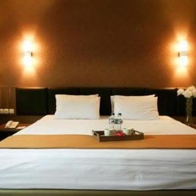 Raden Wijaya Hotel & Convention Thumbnail