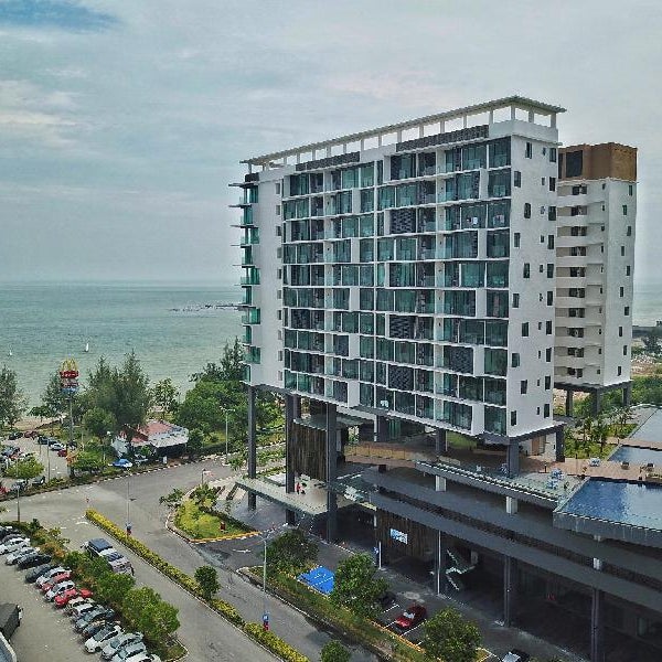 D'Wharf Hotel & Serviced Residence