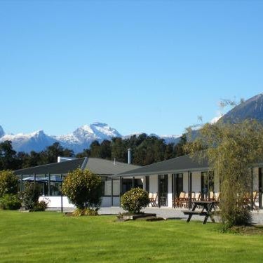 Heritage Park Lodge