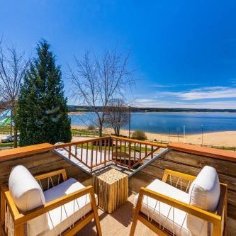 Les Terrasses Du Lac Thumbnail
